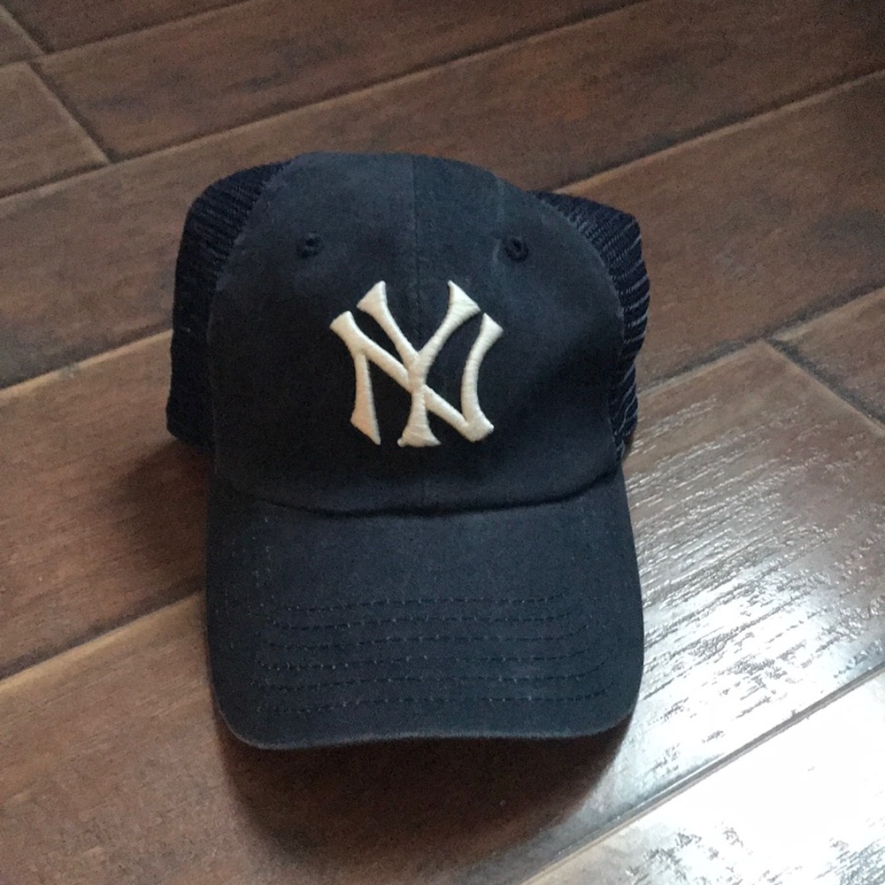 Yankees hat